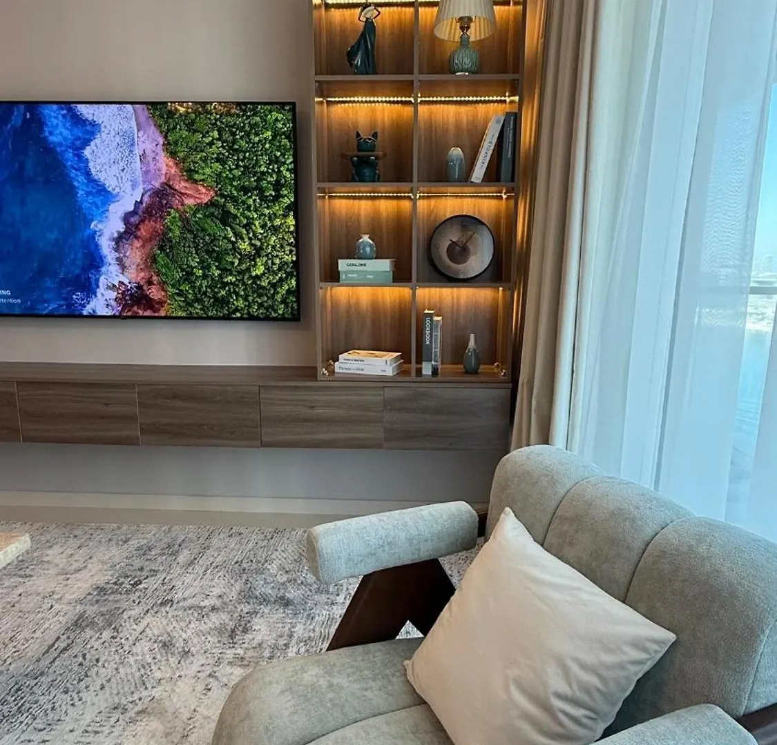 Seaside Elegance 1Br At Emaar Beachfront Dubai