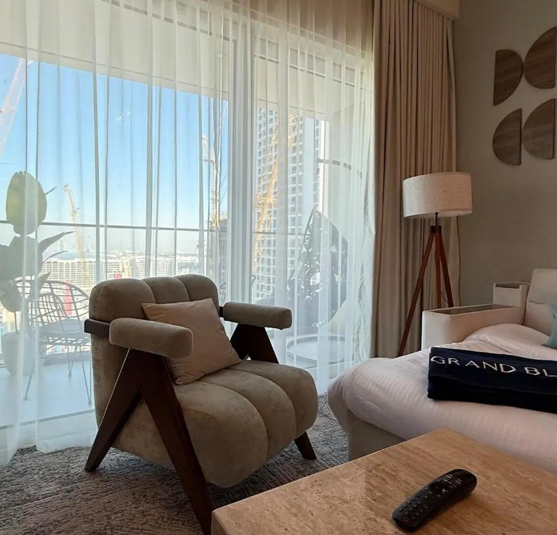 Seaside Elegance 1Br At Emaar Beachfront Dubai